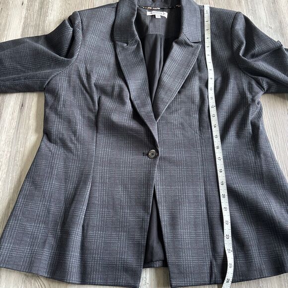 Nanette Lepore Black And Gray Plaid Single Button Blazer With Cuffed Sleeve 12 - Picture 8 of 10